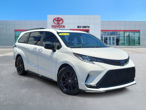 2025 Toyota Sienna XSE 7 Passenger