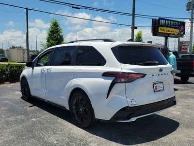 2025 Toyota Sienna XSE 7 Passenger