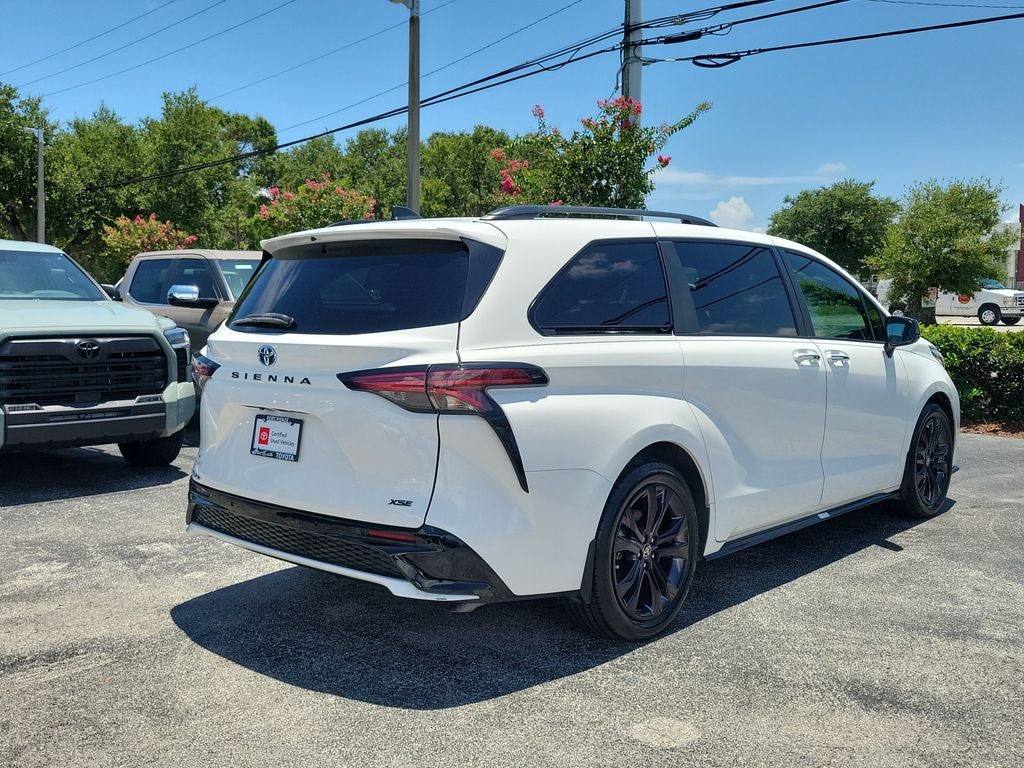 2025 Toyota Sienna XSE 7 Passenger