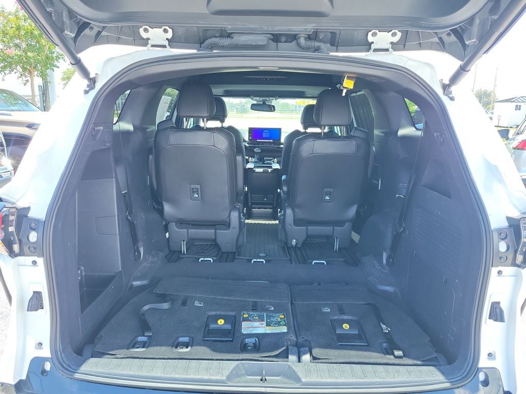 2025 Toyota Sienna XSE 7 Passenger