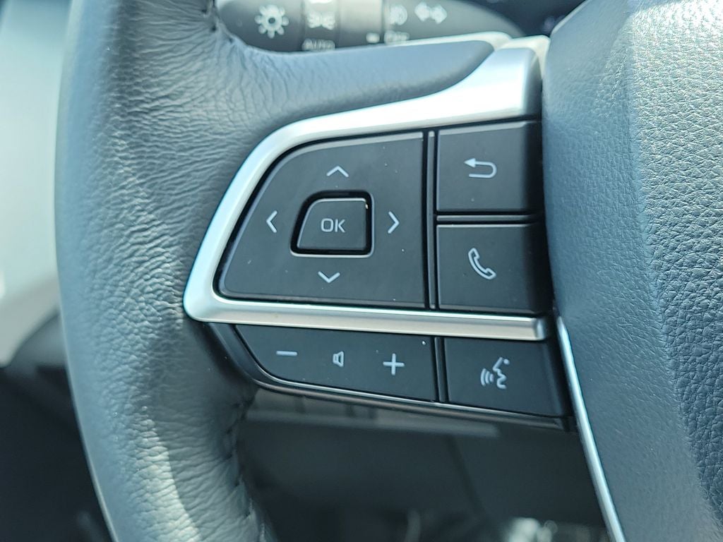 2025 Toyota SIENNA XLE XLE 8 Passenger