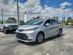 2025 Toyota Sienna XLE 8 Passenger
