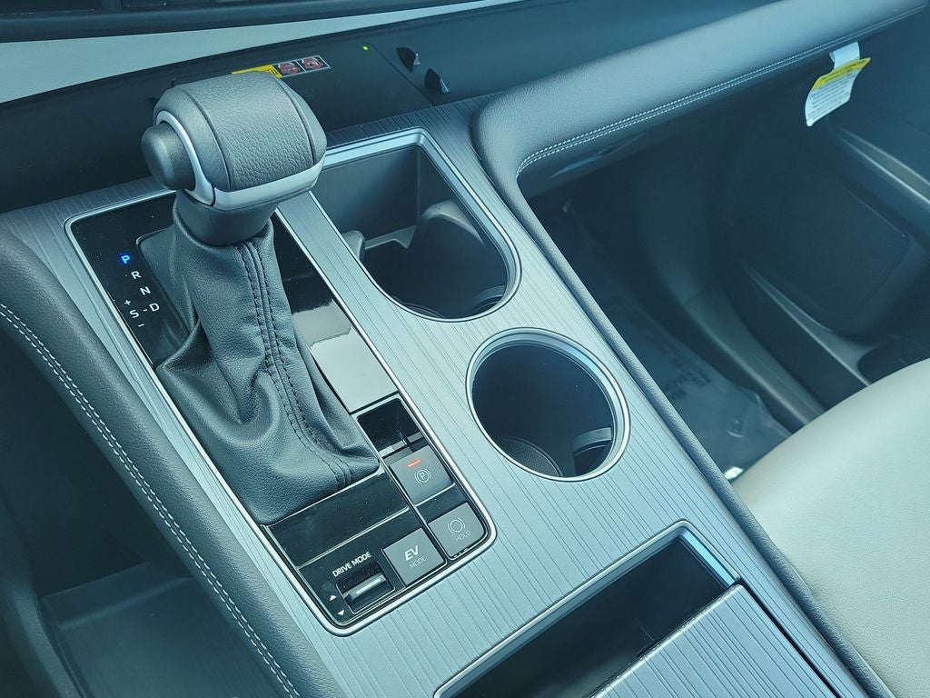 2025 Toyota Sienna XLE 8 Passenger
