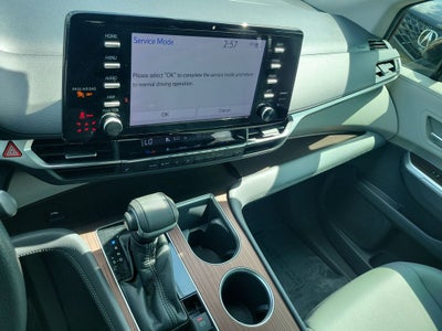 2022 Toyota Sienna XLE 8 Passenger