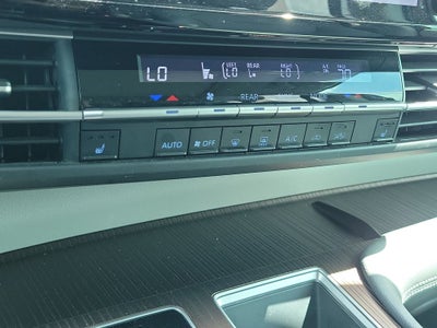 2022 Toyota Sienna XLE 8 Passenger