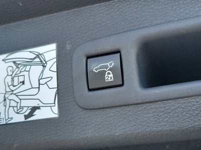 2022 Toyota Sienna XLE 8 Passenger