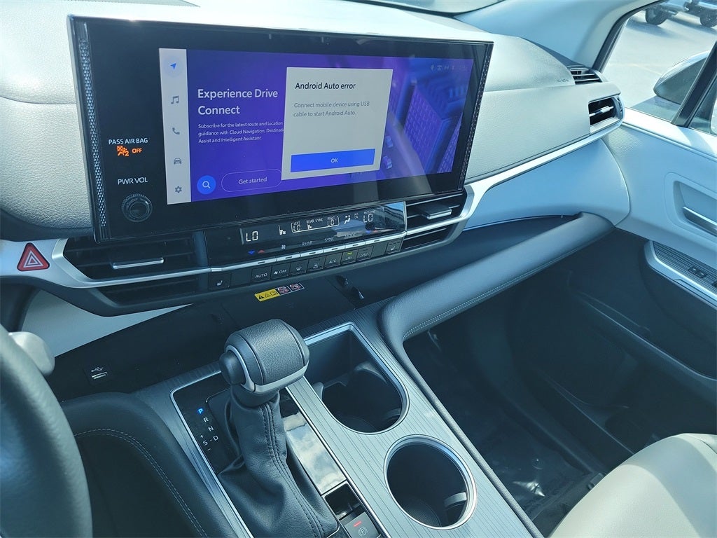 2025 Toyota Sienna XLE