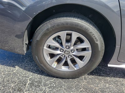 2025 Toyota Sienna XLE