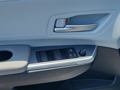 2025 Toyota Sienna XLE 8 Passenger
