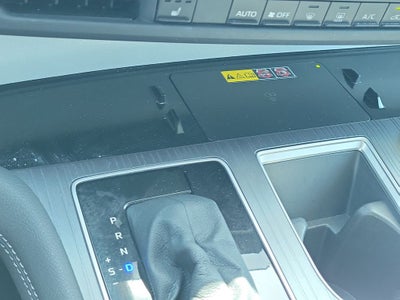 2025 Toyota Sienna XLE 8 Passenger