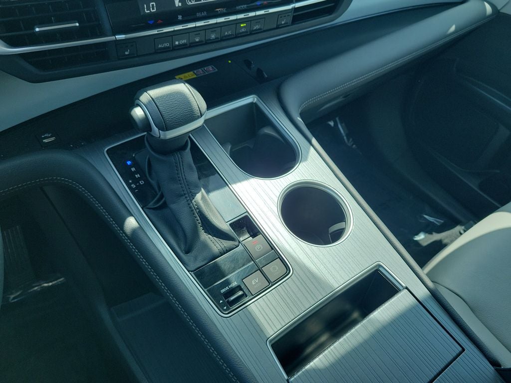 2025 Toyota Sienna XLE 8 Passenger