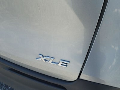 2025 Toyota Sienna XLE 8 Passenger