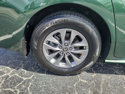 2023 Toyota Sienna XLE 8 Passenger