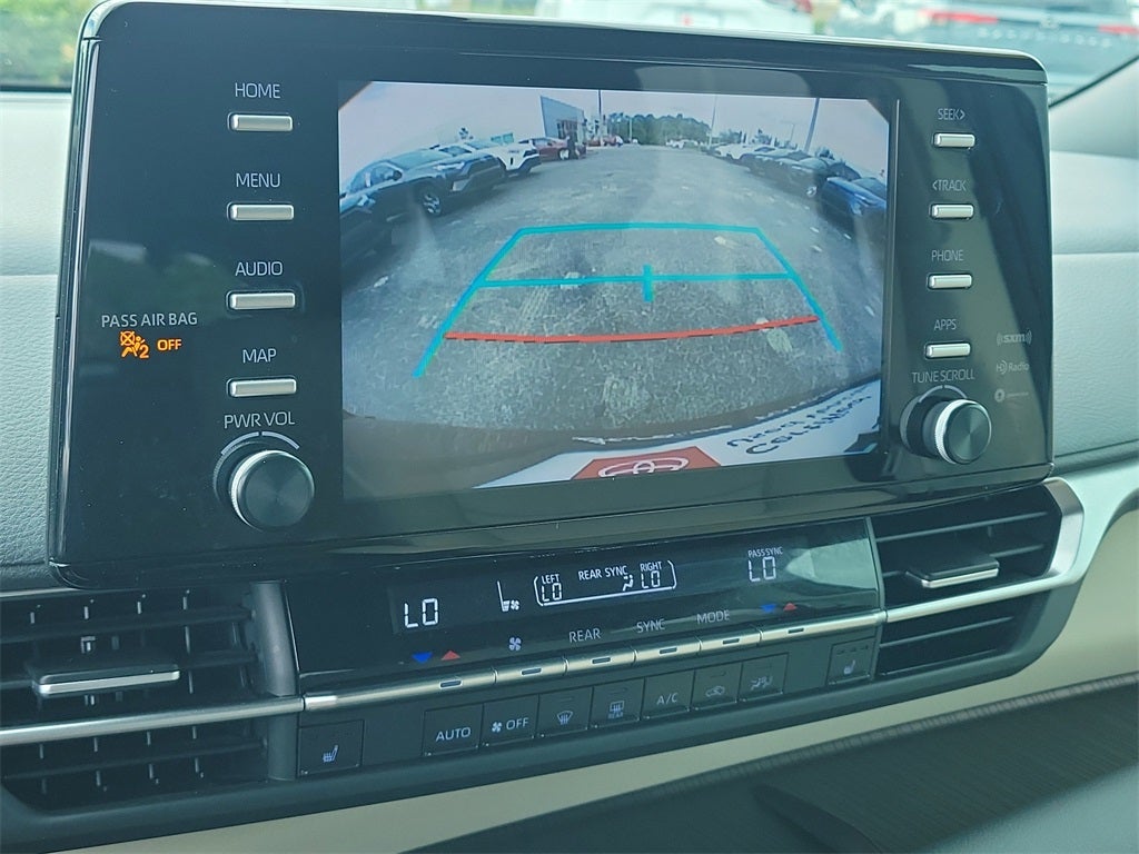 2021 Toyota Sienna XLE 8 Passenger