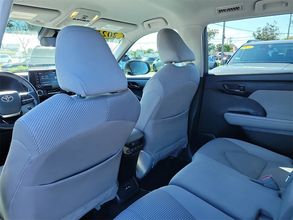 2021 Toyota Highlander LE