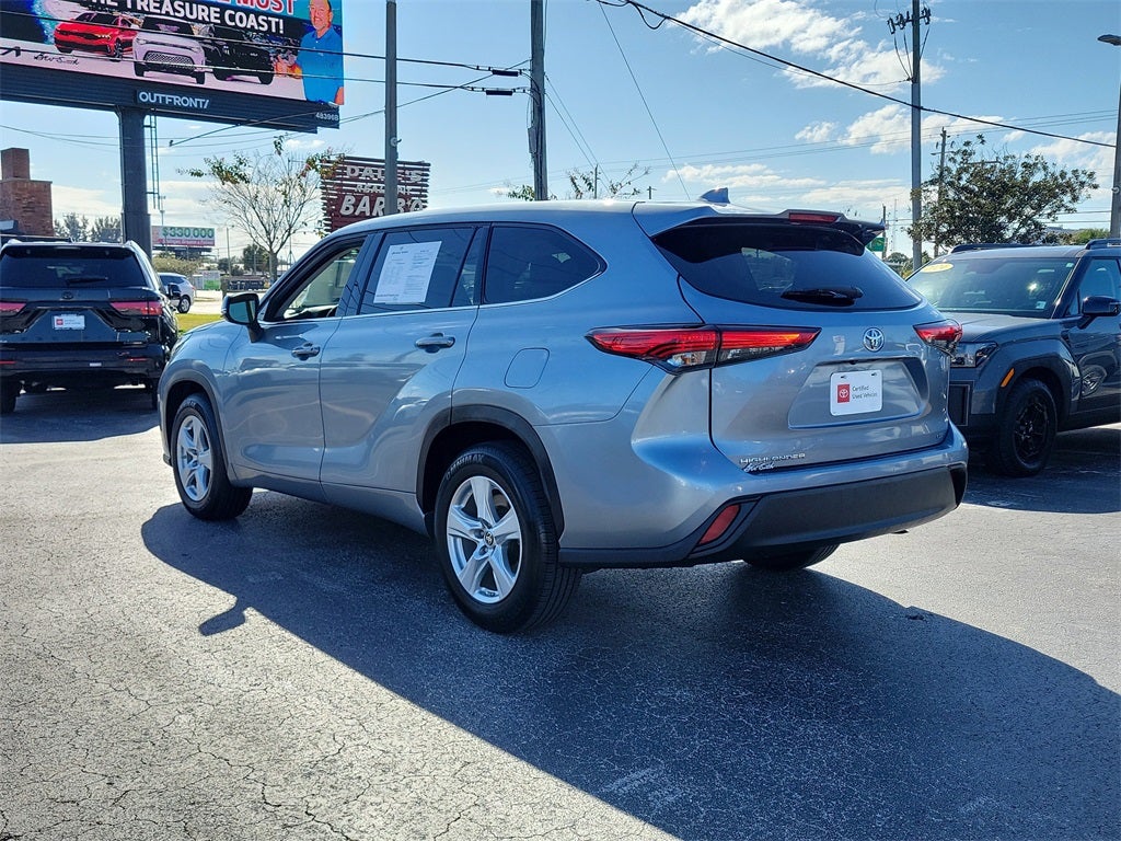 2021 Toyota Highlander LE
