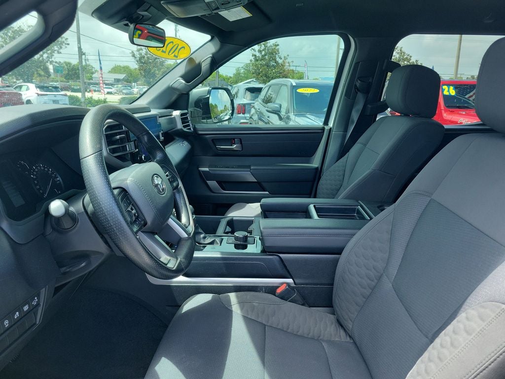 2025 Toyota TUNDRA 4X2 SR5
