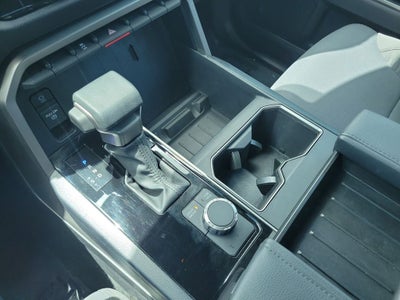 2025 Toyota TUNDRA 4X2 SR5