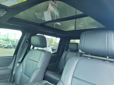 2025 Toyota TUNDRA 4X4 Platinum