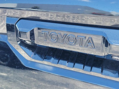 2024 Toyota Tundra i-FORCE MAX Platinum