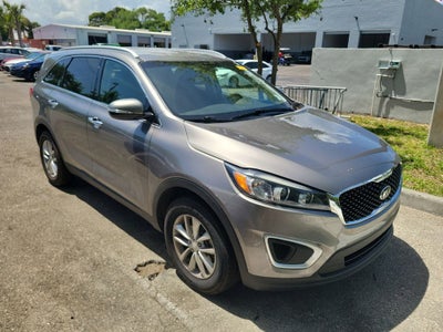 2016 Kia Sorento LX