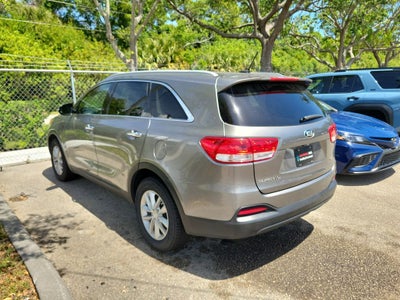 2016 Kia Sorento LX