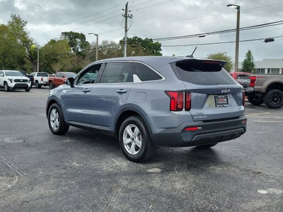 2023 Kia Sorento LX