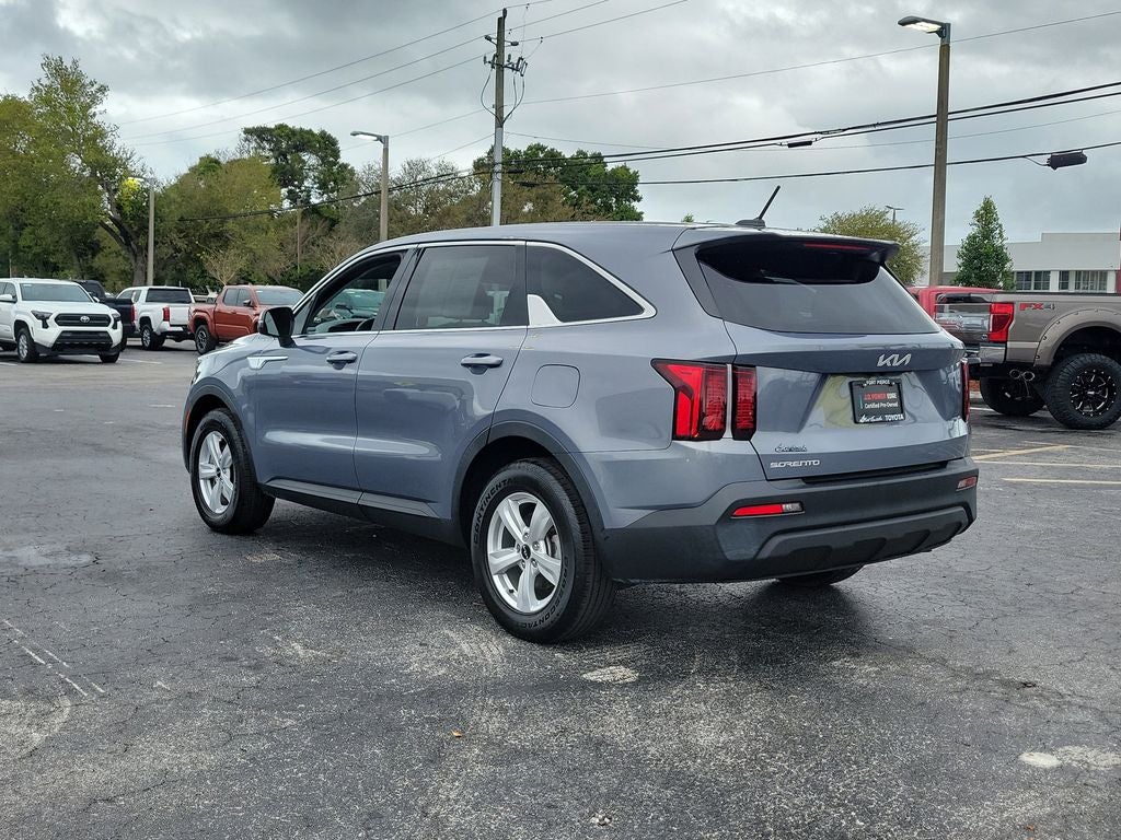 2023 Kia Sorento LX