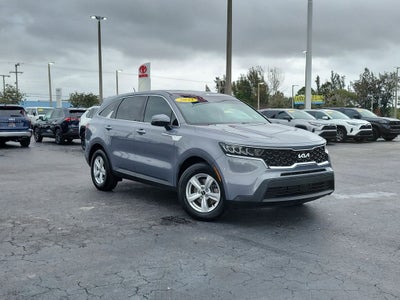 2023 Kia Sorento LX