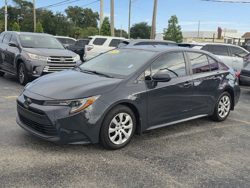 2025 Toyota Corolla LE
