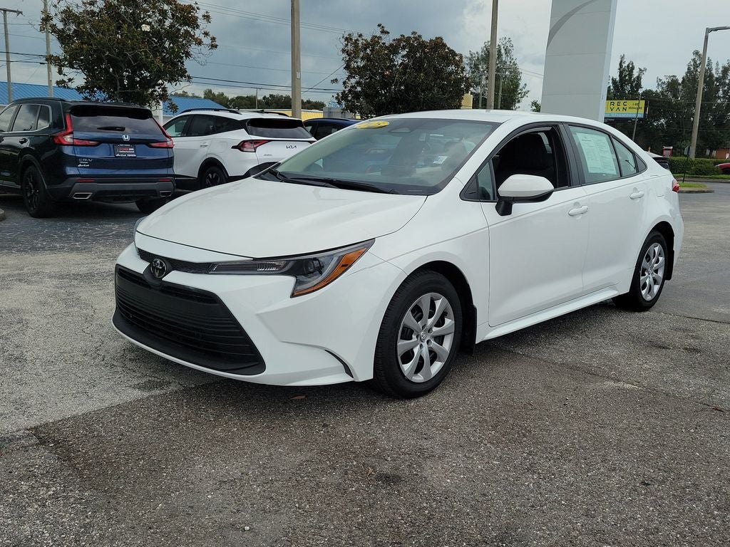 2025 Toyota Corolla LE