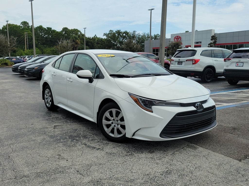2025 Toyota Corolla LE
