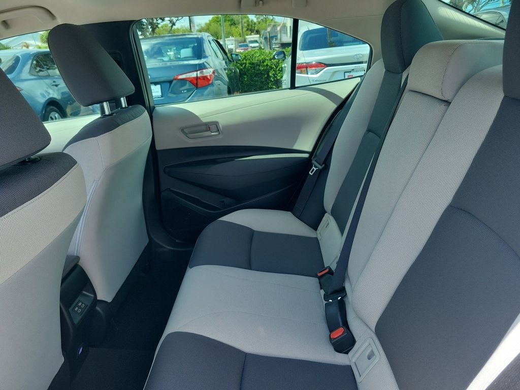 2025 Toyota COROLLA LE