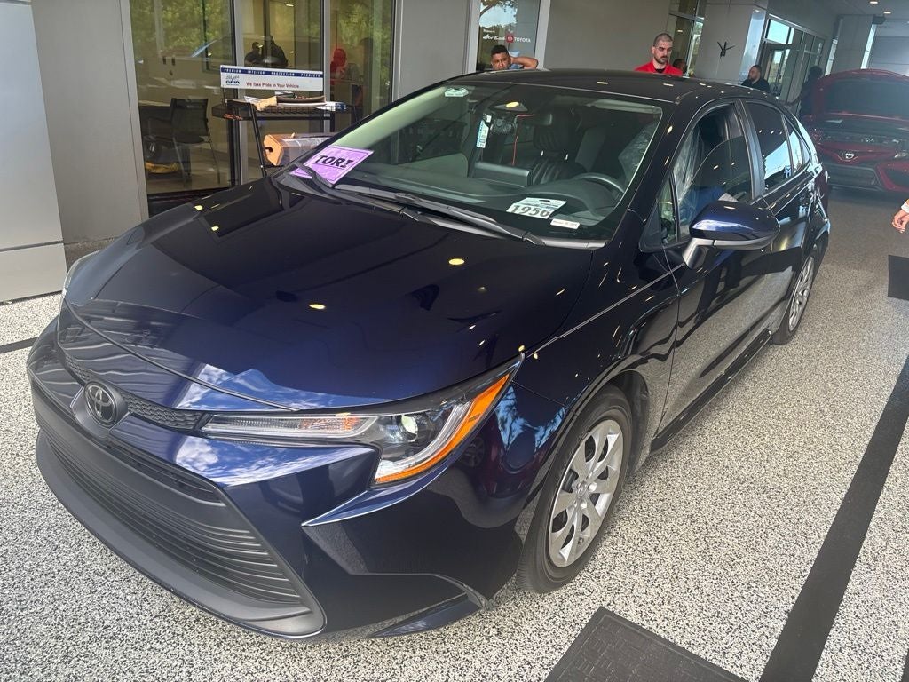 2025 Toyota Corolla LE