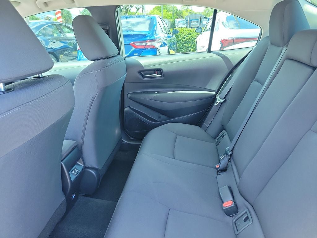 2025 Toyota COROLLA LE