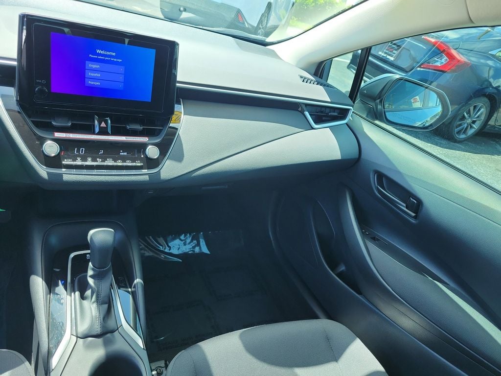 2025 Toyota COROLLA LE