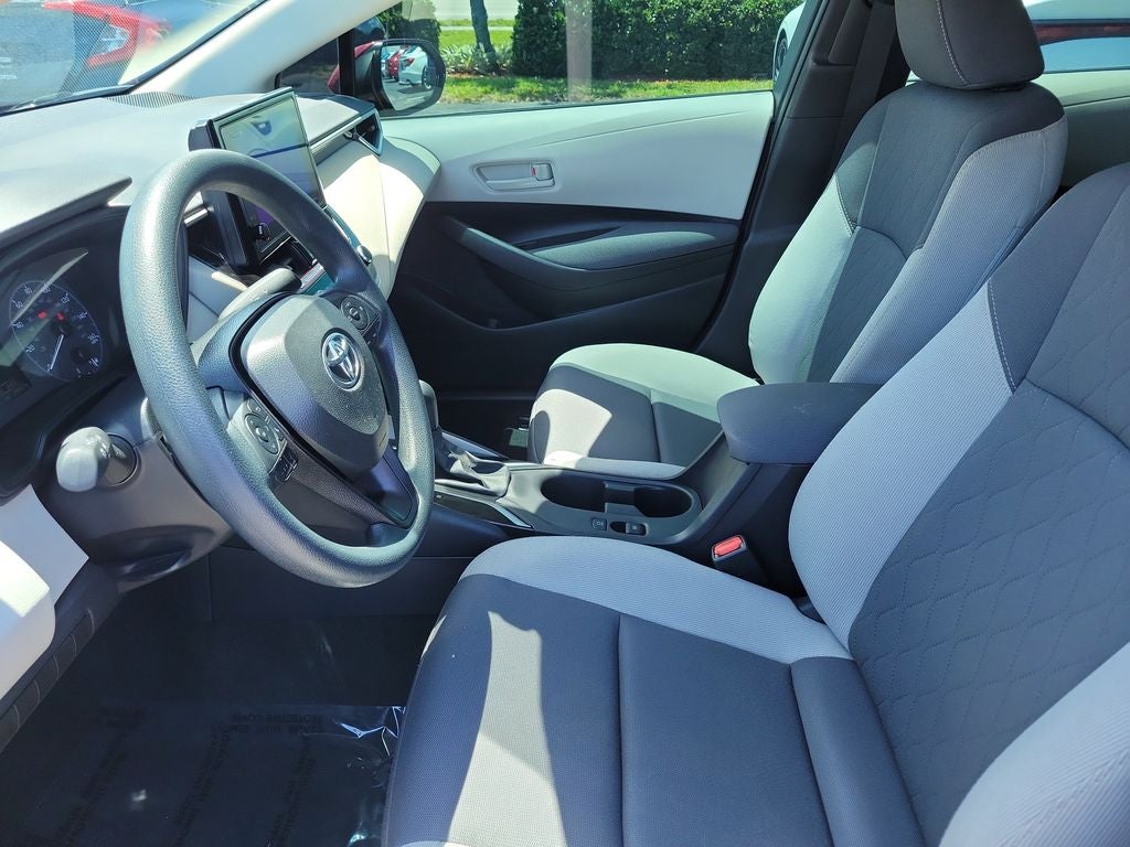 2025 Toyota COROLLA LE