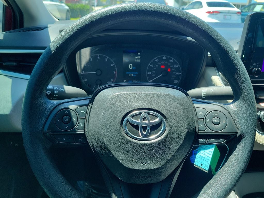 2025 Toyota COROLLA LE