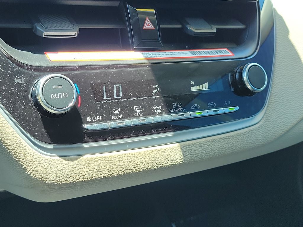 2025 Toyota COROLLA LE