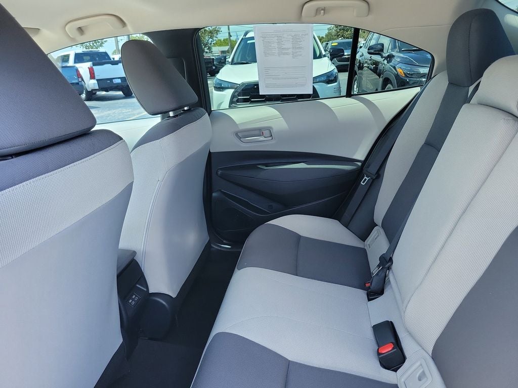 2025 Toyota COROLLA LE