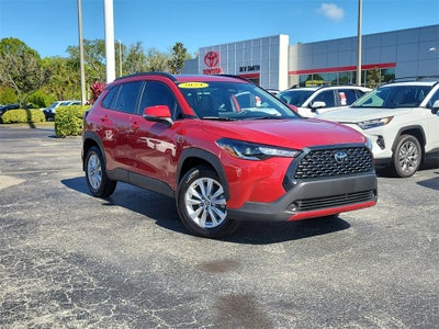 2024 Toyota Corolla Cross LE