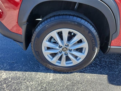 2024 Toyota Corolla Cross LE