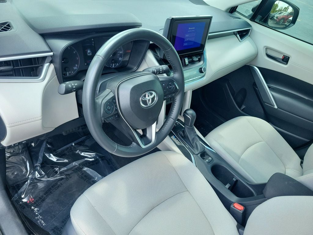 2024 Toyota Corolla Cross LE