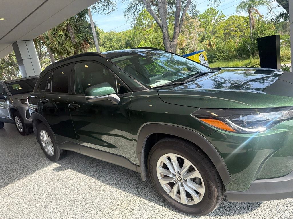 2024 Toyota Corolla Cross LE