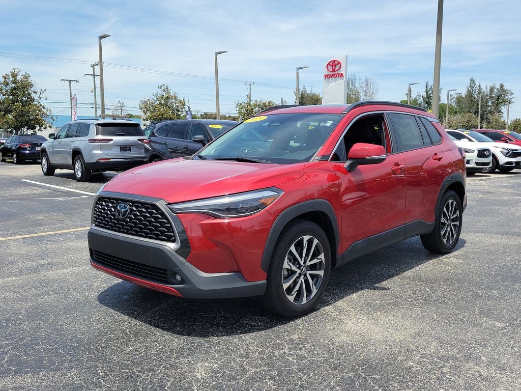 2023 Toyota Corolla Cross XLE