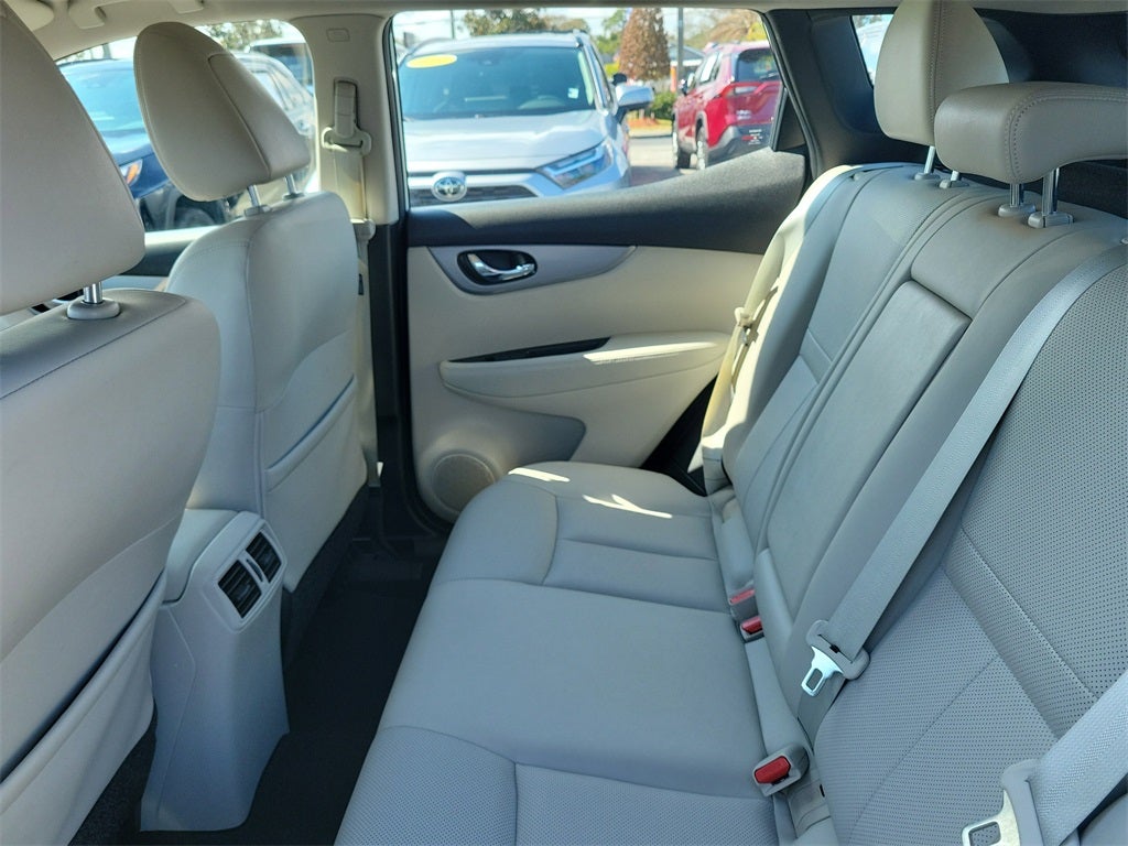 2020 Nissan Rogue Sport SL