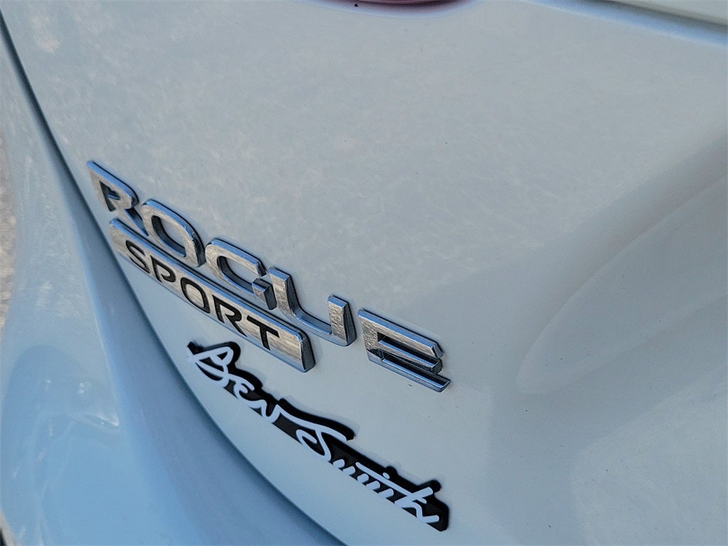 2020 Nissan Rogue Sport SL