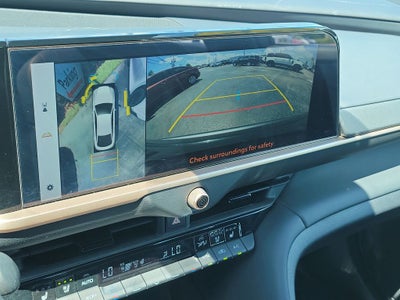 2024 Toyota Crown Platinum