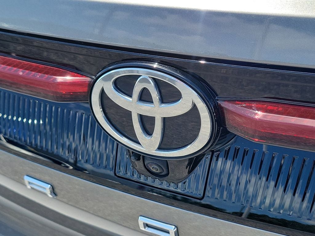 2024 Toyota Crown Platinum