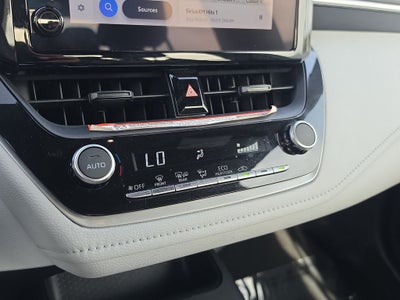 2025 Toyota Corolla Hybrid SE